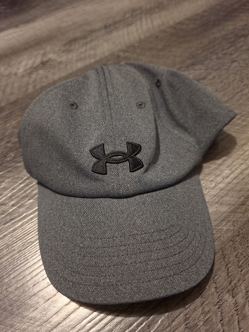 Under Armour Dark Gray Athletic Hat Womens